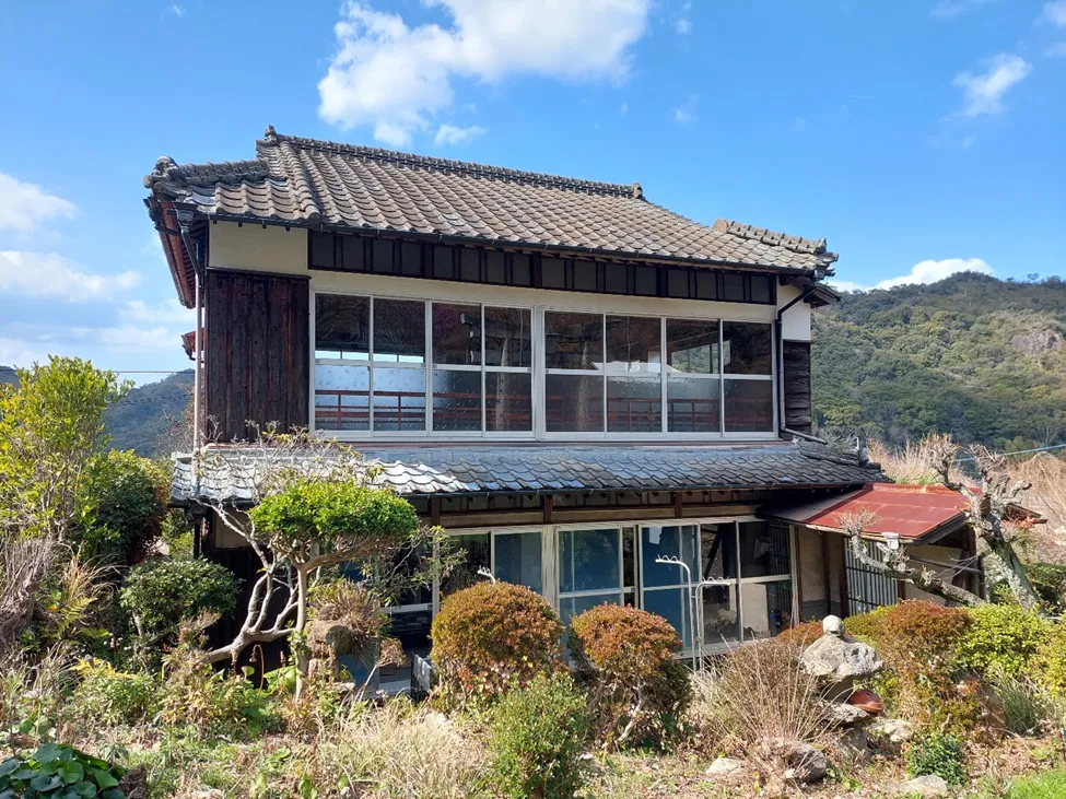 Many newcomers renovate abandoned houses in rural Japan like this one